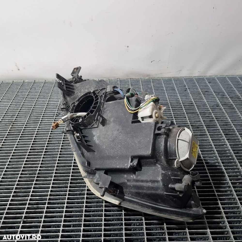 Far Dreapta Mazda CX - 7 2006 - 2012 SUV 4 Usi (1442) Xenon - 6