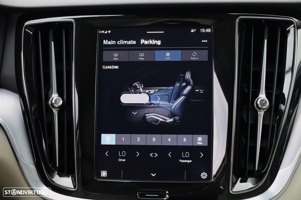 Volvo V60 2.0 T6 AWD TE Core - 30