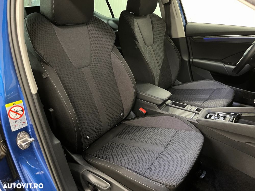 Skoda Octavia 2.0 TDI DSG 4X4 Style - 11