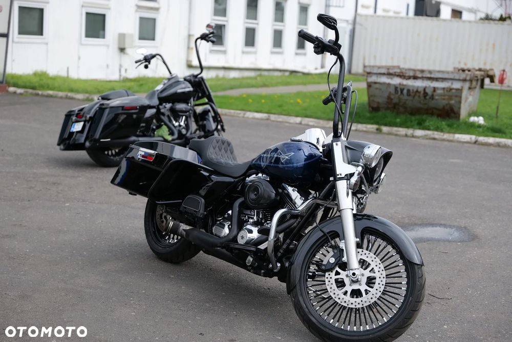 Harley-Davidson Touring Road King - 23