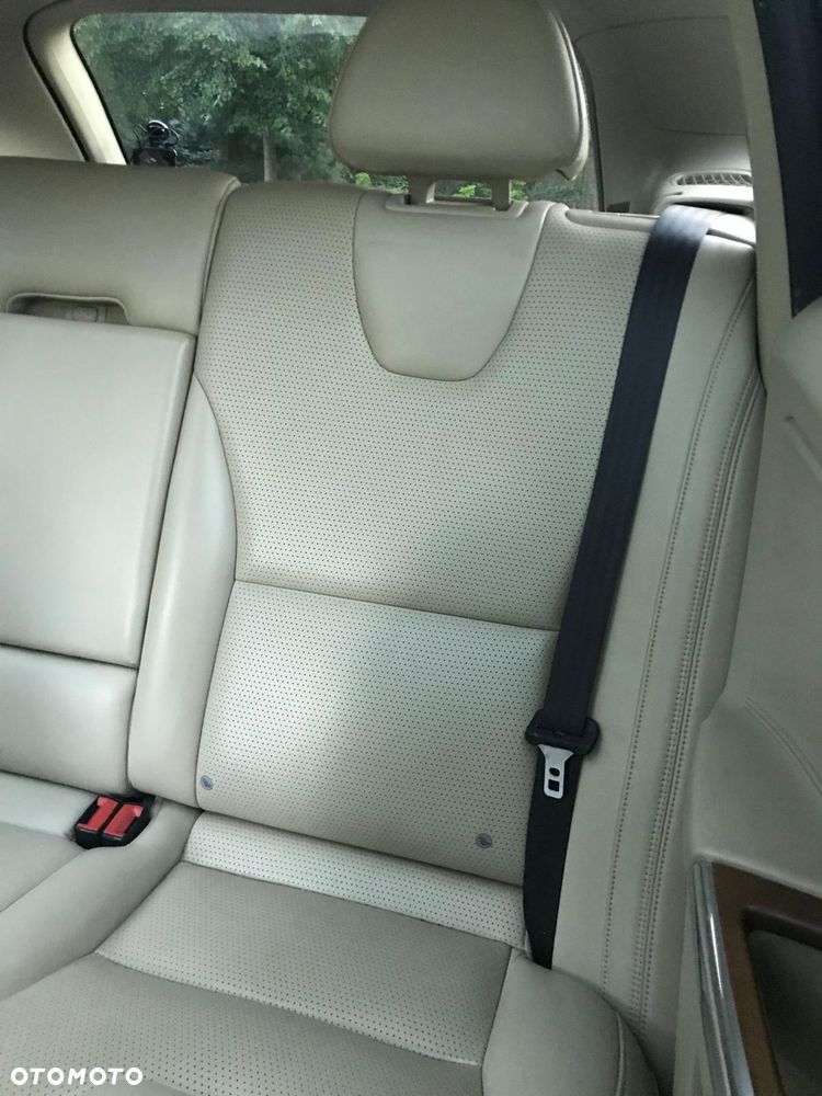 Volvo XC 60 D5 AWD Summum - 16