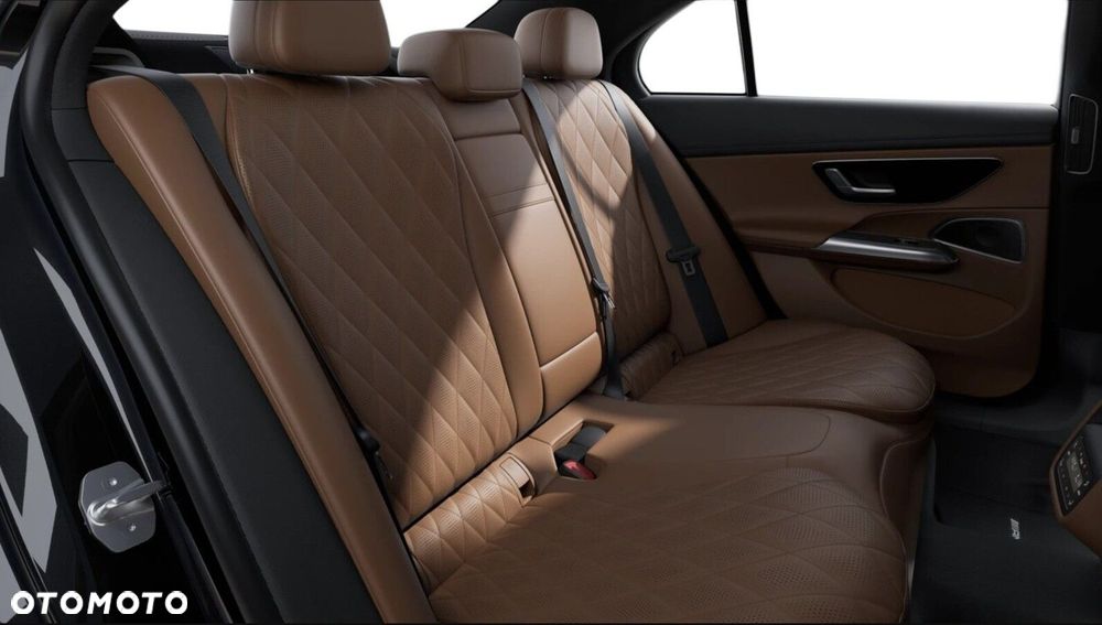 Mercedes-Benz Klasa E 450 d mHEV 4-Matic AMG 9G-Tronic - 11