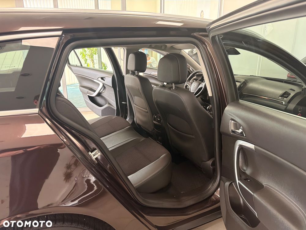 Opel Insignia - 24