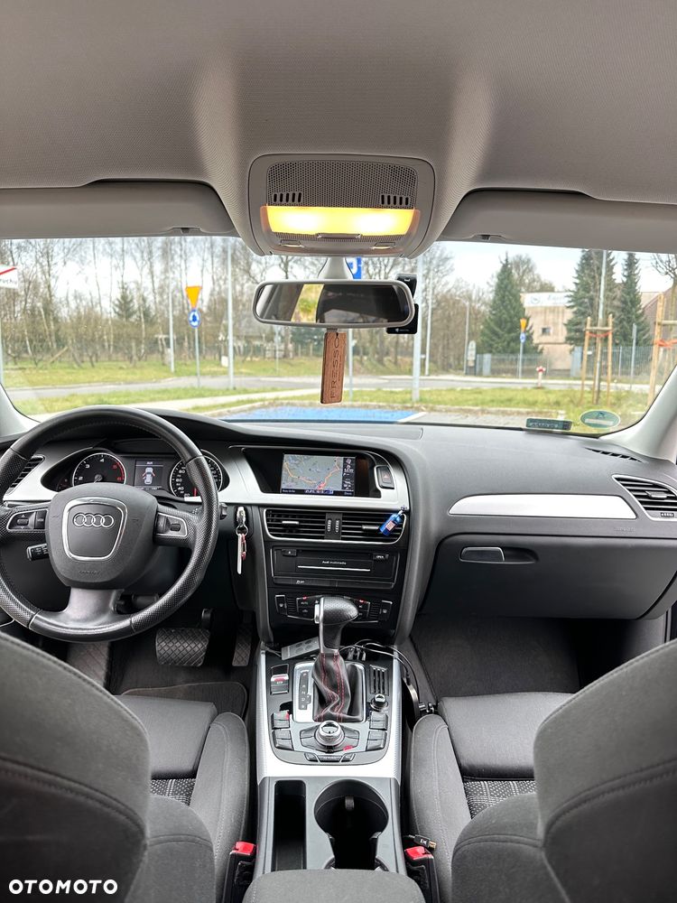 Audi A4 Avant 2.0 TDI DPF multitronic Ambiente - 11