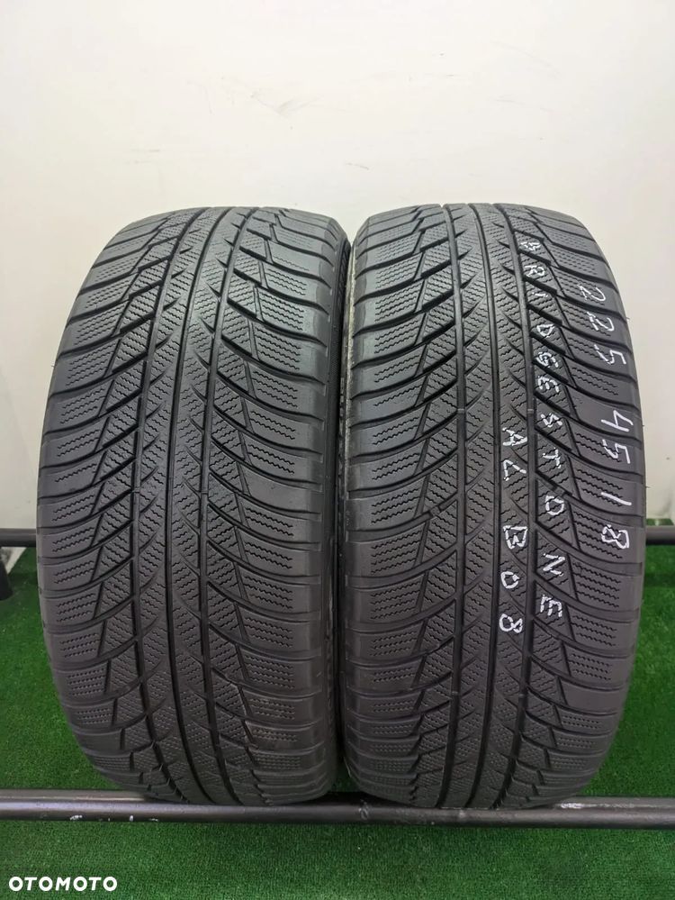 225 45 18 bridgestone blizzak lm001 RFT