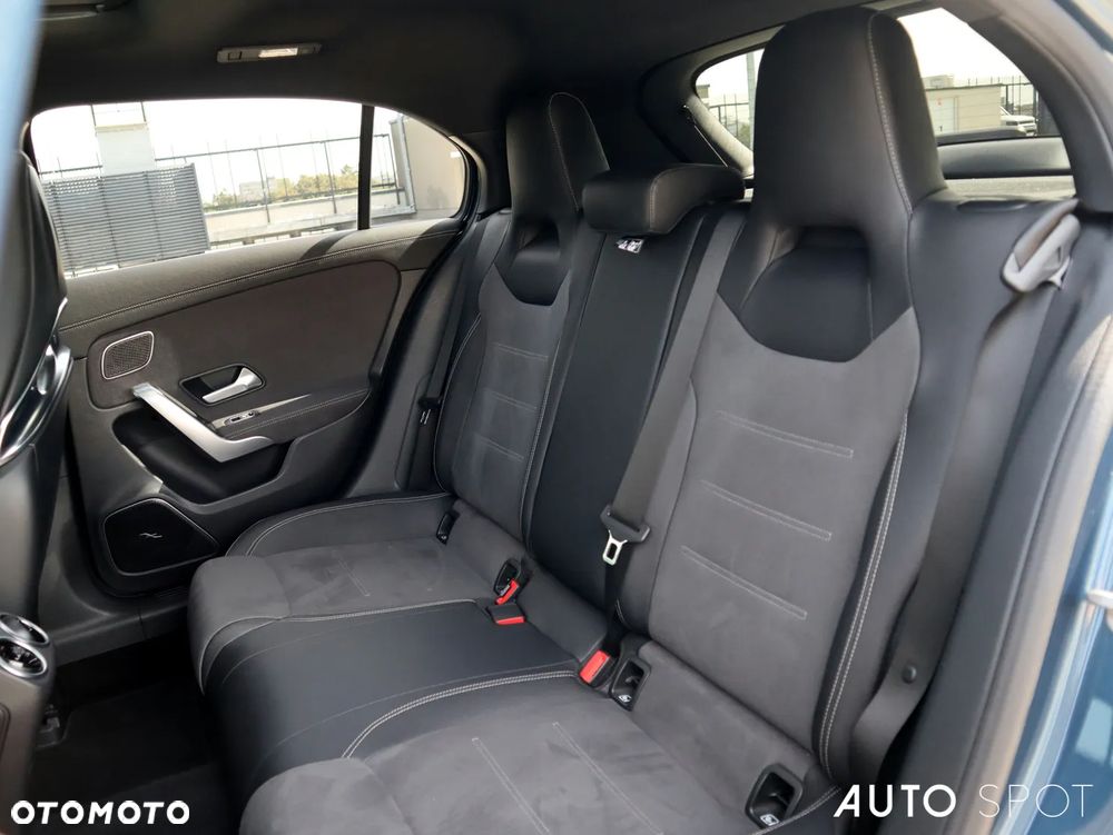 Mercedes-Benz Klasa A 35 AMG 4-Matic Edition 1 7G-DCT - 39