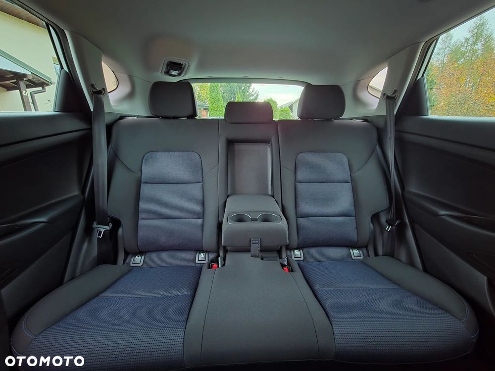 Hyundai Tucson blue 1.7 CRDi 2WD Style - 29