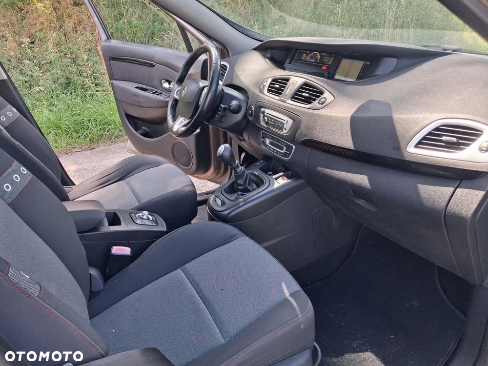Renault Scenic dCi 110 Paris - 7