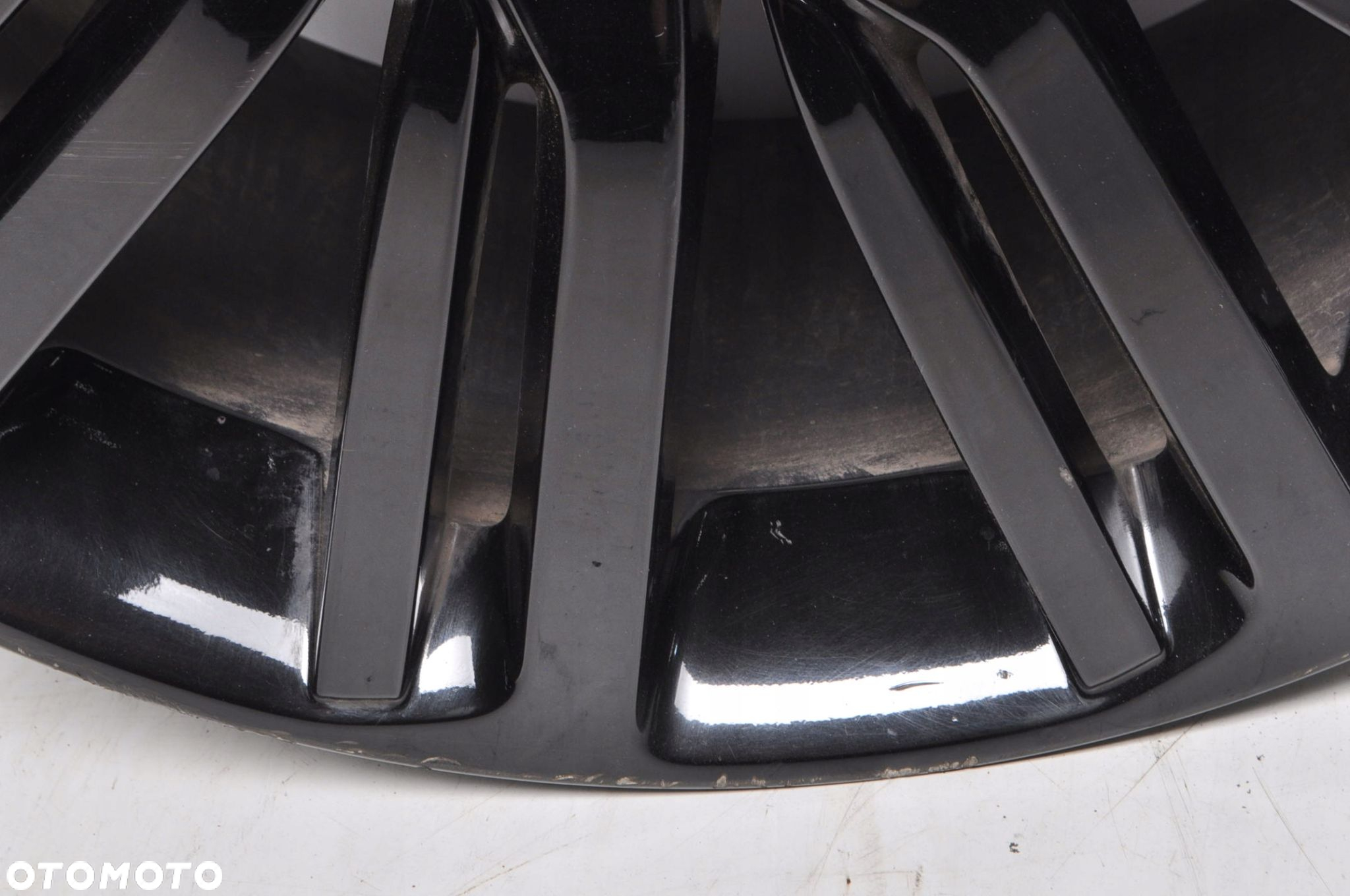 LAND ROVER DISCOVERY FELGA ALUMINIOWA R21" 9.5J 5X120 ET49  HY32-1007-JA - 4
