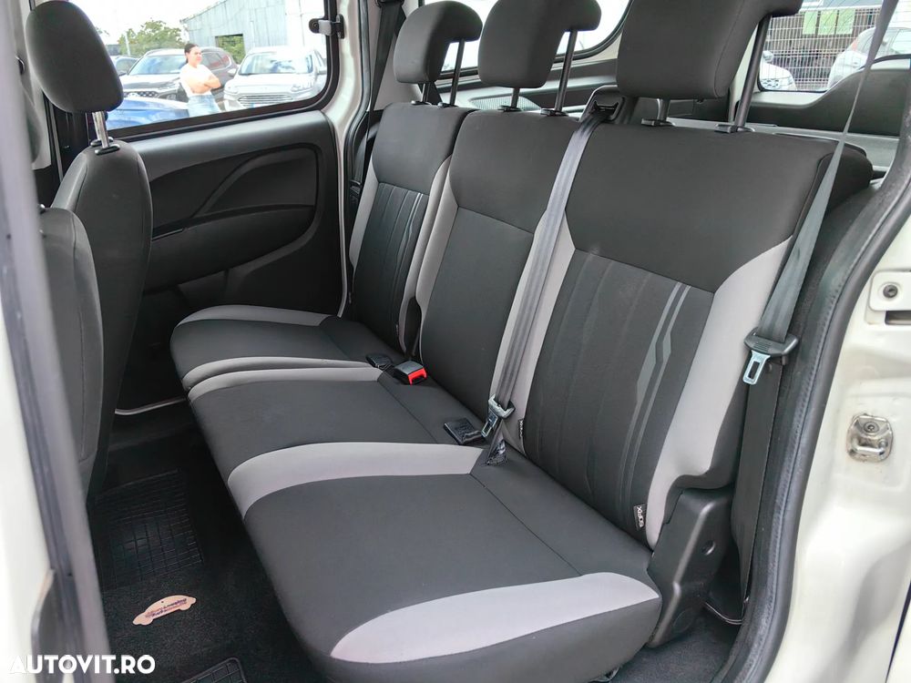 Fiat Doblo Combi 1.6 Mjet 105 CP Maxi Confort - 8