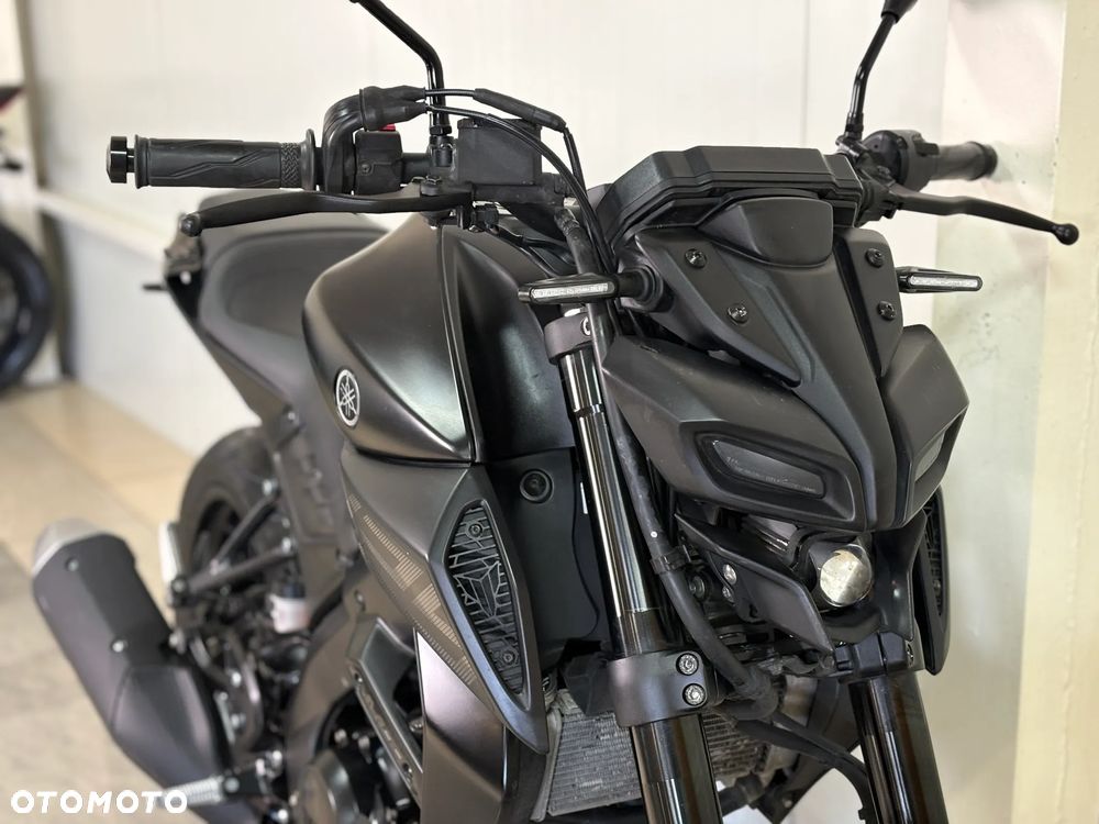 Yamaha MT - 7