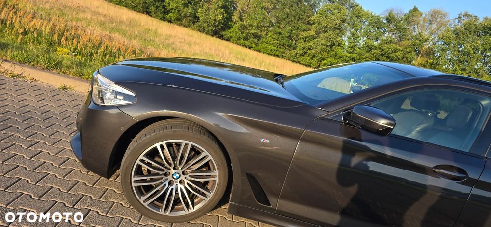 BMW Seria 5 520d xDrive M Sport Edition - 4
