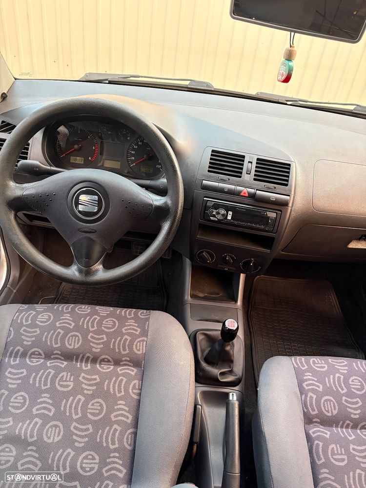 SEAT Ibiza 1.9 TDi Signo - 6