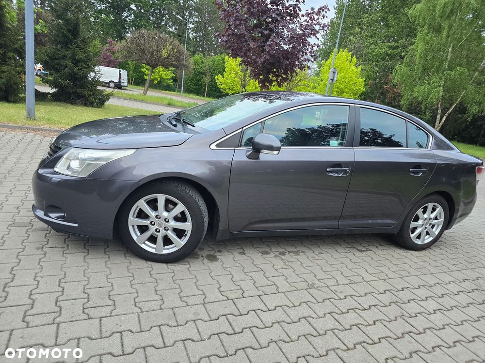 Toyota Avensis 2.0 D-4D Luna - 34