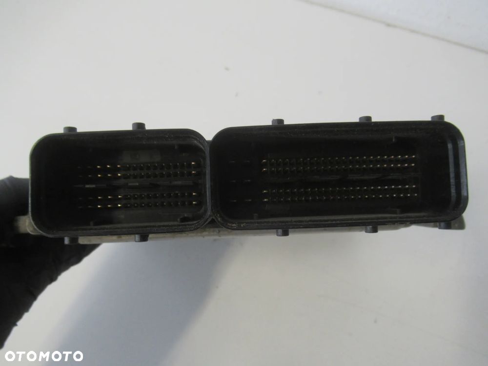 KOMPUTER STEROWNIK SILNIKA KIA CEED I 1.6 CRDI 39114-2A512 - 2