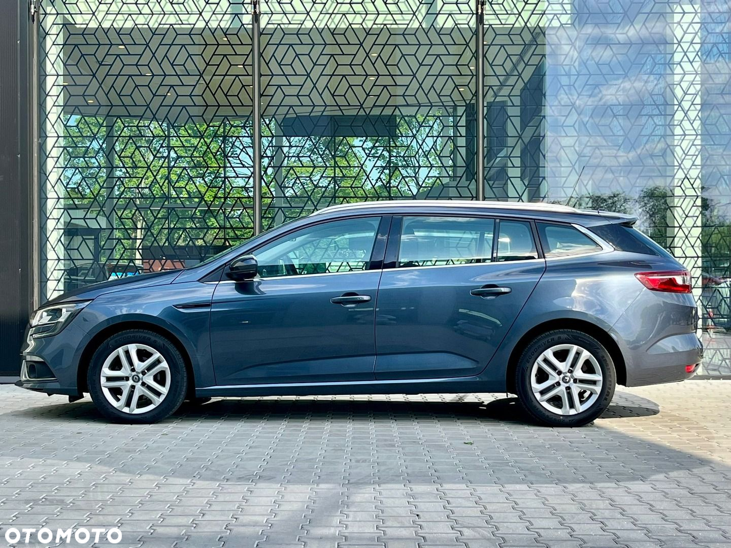 Renault Megane 1.5 Blue dCi Intens EDC - 3