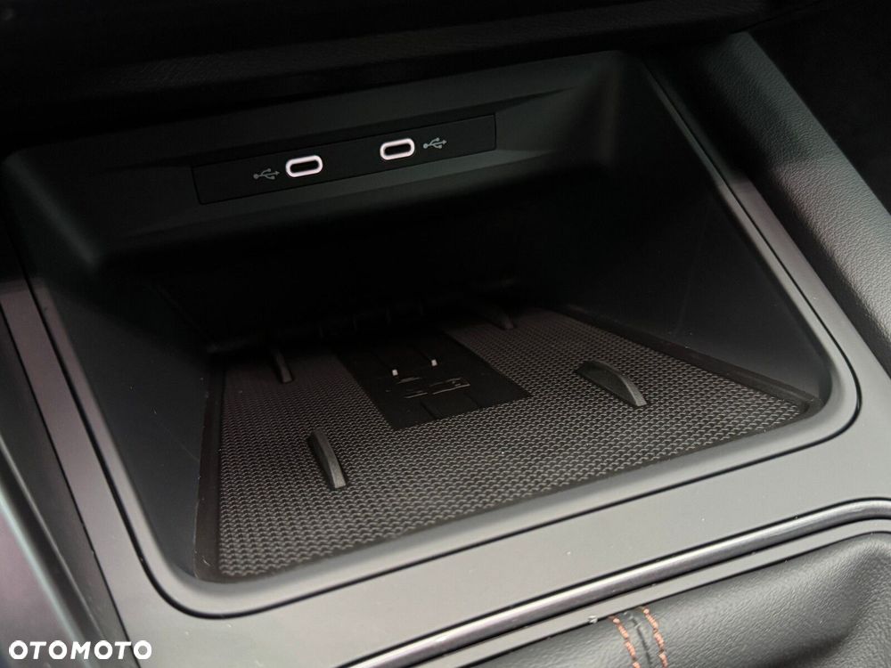 Cupra Formentor 1.5 eTSI mHEV DSG - 30