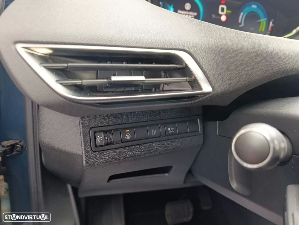 Peugeot 3008 1.6 Hybrid Allure e-EAT8 — photo 5