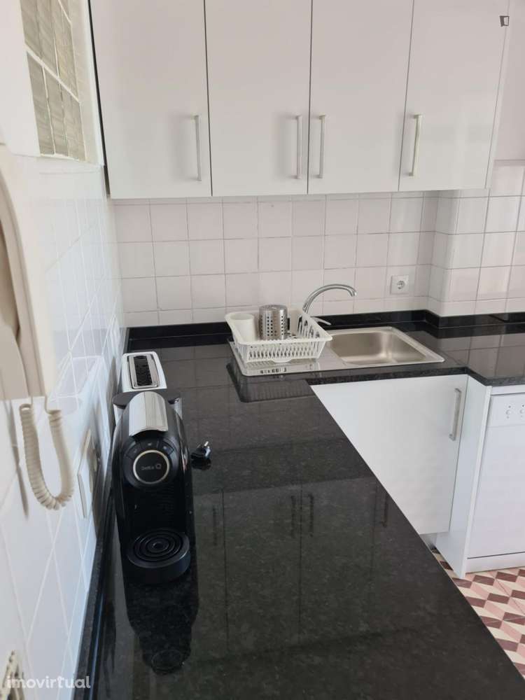 Quarto - localizado em  Coimbra - Grande imagem: 3/18