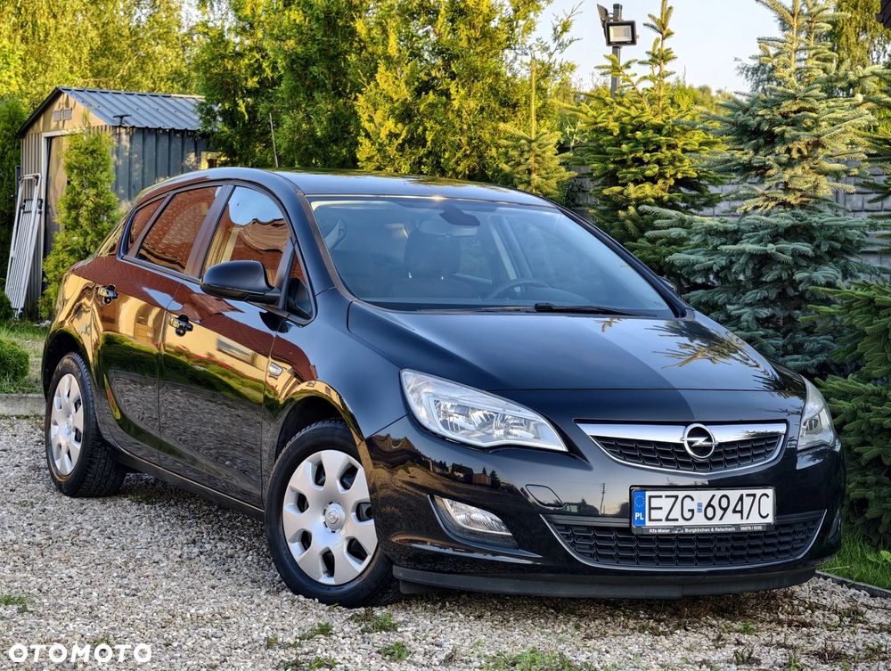 Opel Astra 1.6 Enjoy - 1