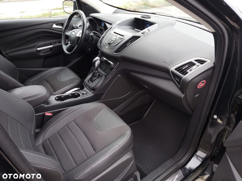 Ford Kuga 2.0 TDCi 4x4 Titanium - 8