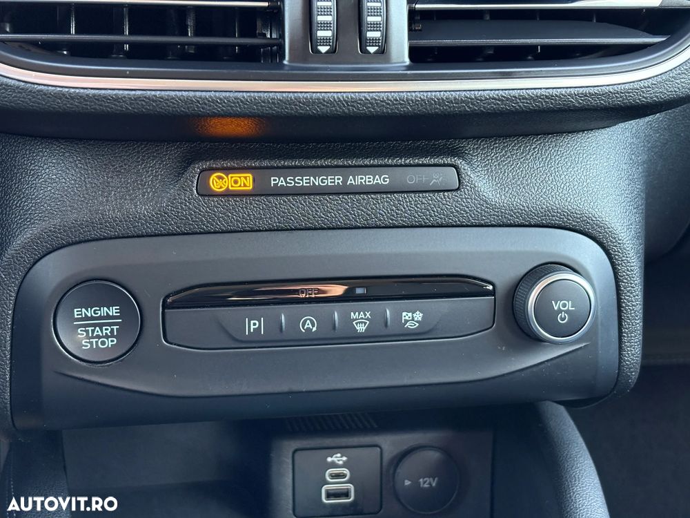 Ford Focus 1.0 EcoBoost ST-Line - 13