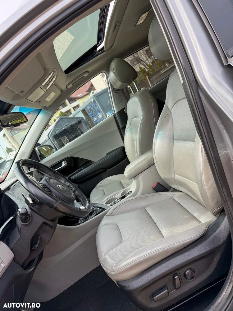 Kia Niro 1.6 GDI HEV 2WD OPF Aut. Edition 7 - 8