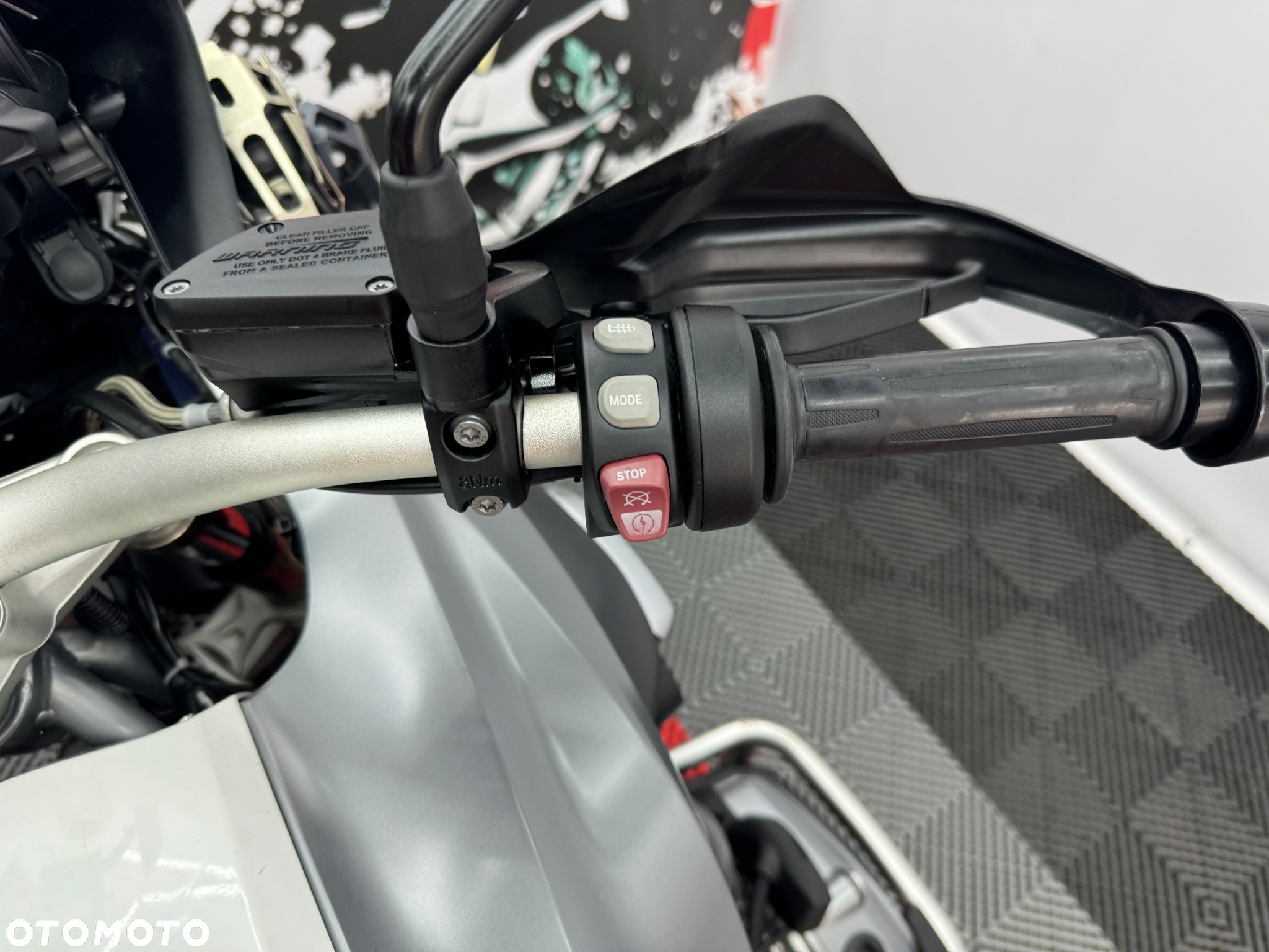 BMW R - 28