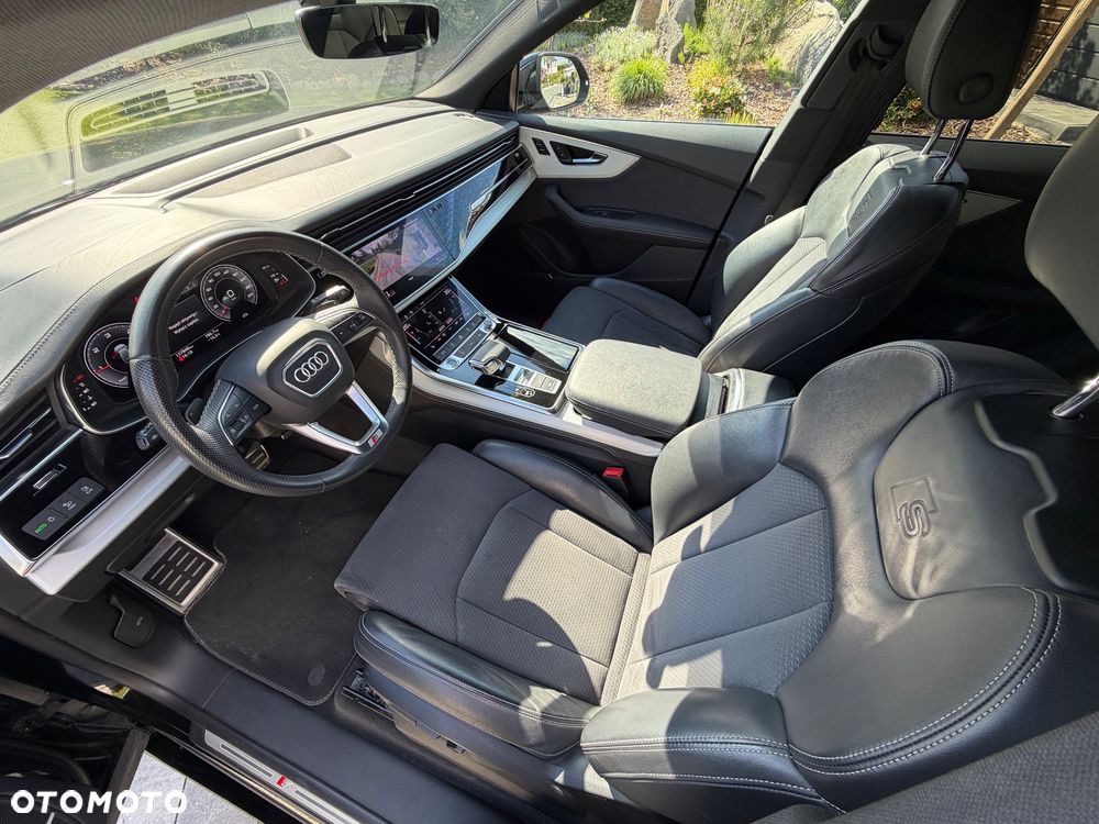 Audi Q8 45 TDI mHEV Quattro Tiptronic - 28