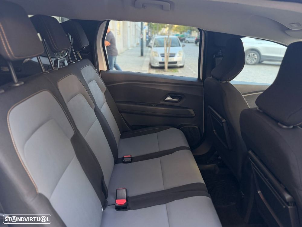 Dacia Jogger 1.0 ECO-G Comfort 7L Bi-Fuel - 19