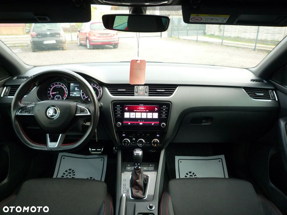Skoda Octavia 2.0 TDI 4x4 RS DSG - 17