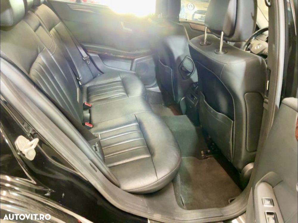Mercedes-Benz E 300 BlueTEC HYBRID 7G-TRONIC Elegance - 7