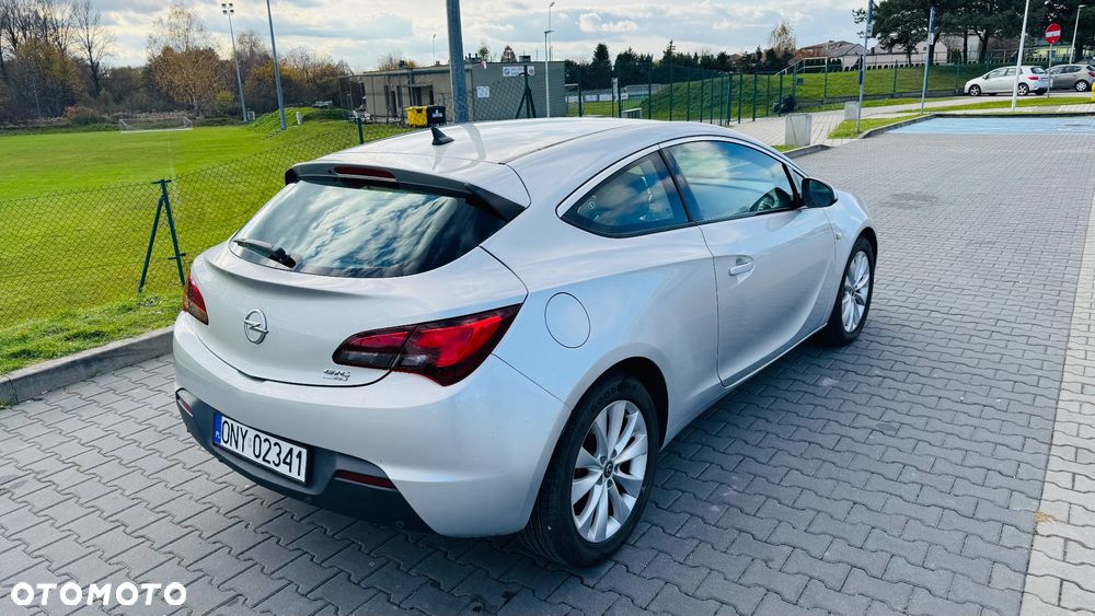 Opel Astra 2.0 CDTI ecoFLEX Start/Stop - 19