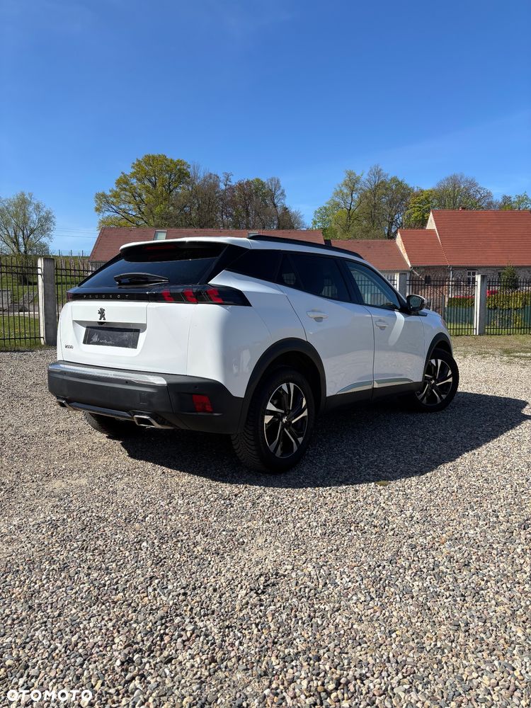 Peugeot 2008 PureTech 130 EAT8 Allure - 3