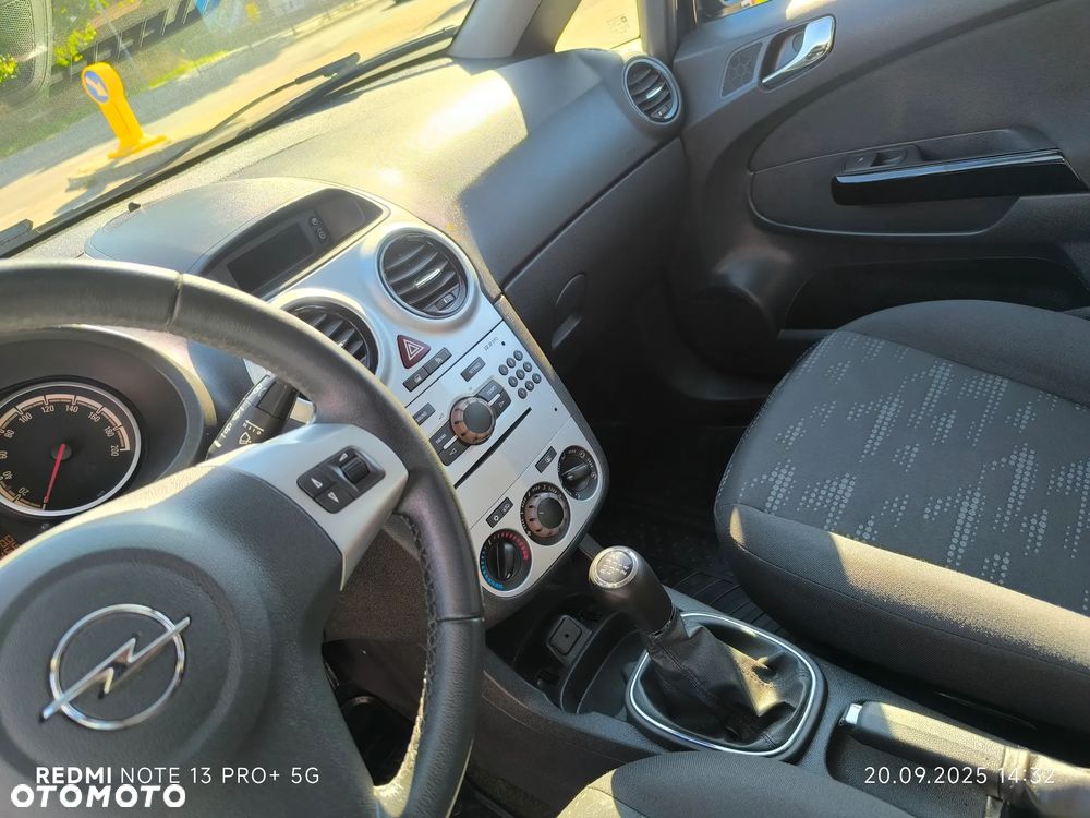 Opel Corsa 1.4 Color Edition S&S - 11