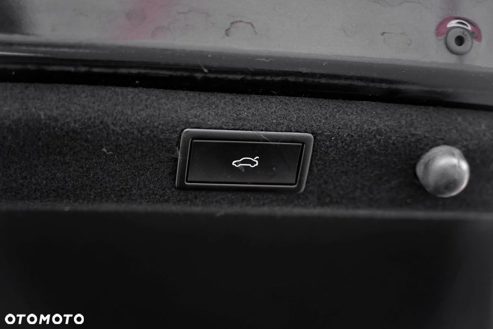 Skoda Superb 2.0 TSI DSG L&K - 22