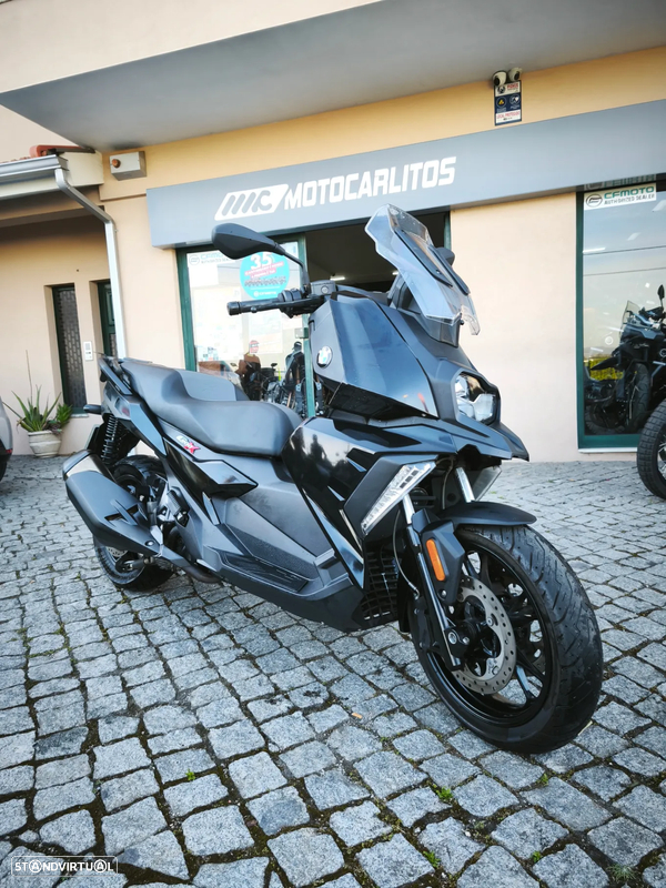 BMW C 400 X Black Scooter