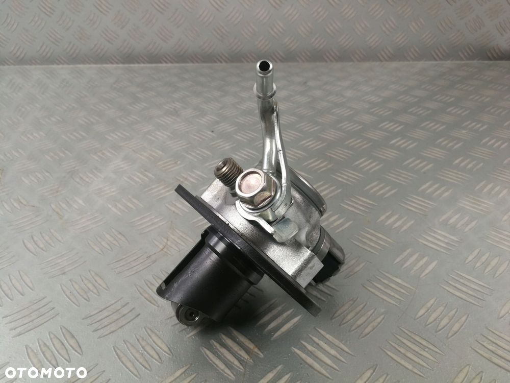 23221-36020 pompa paliwa LEXUS RC F-SPORT 300H 2,5 - 3