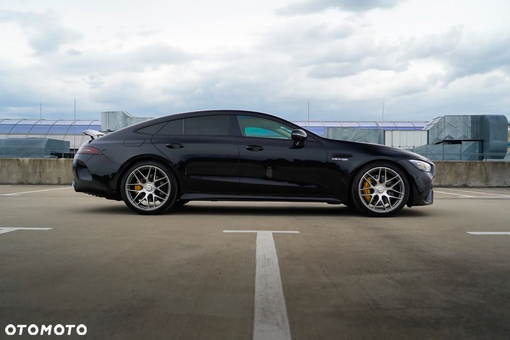 Mercedes-Benz AMG GT - 5
