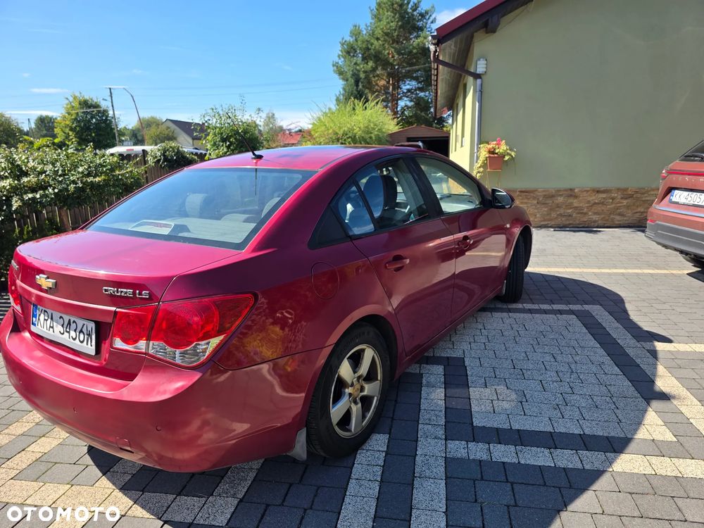 Chevrolet Cruze 1.8 LS (klm) - 3