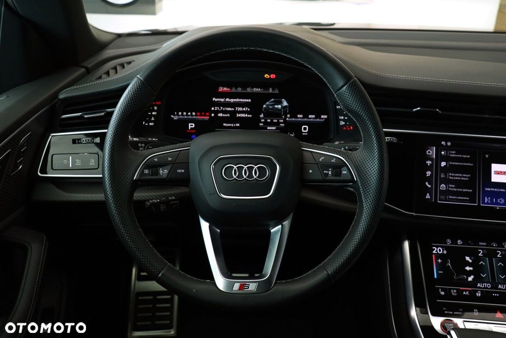 Audi SQ8 - 24