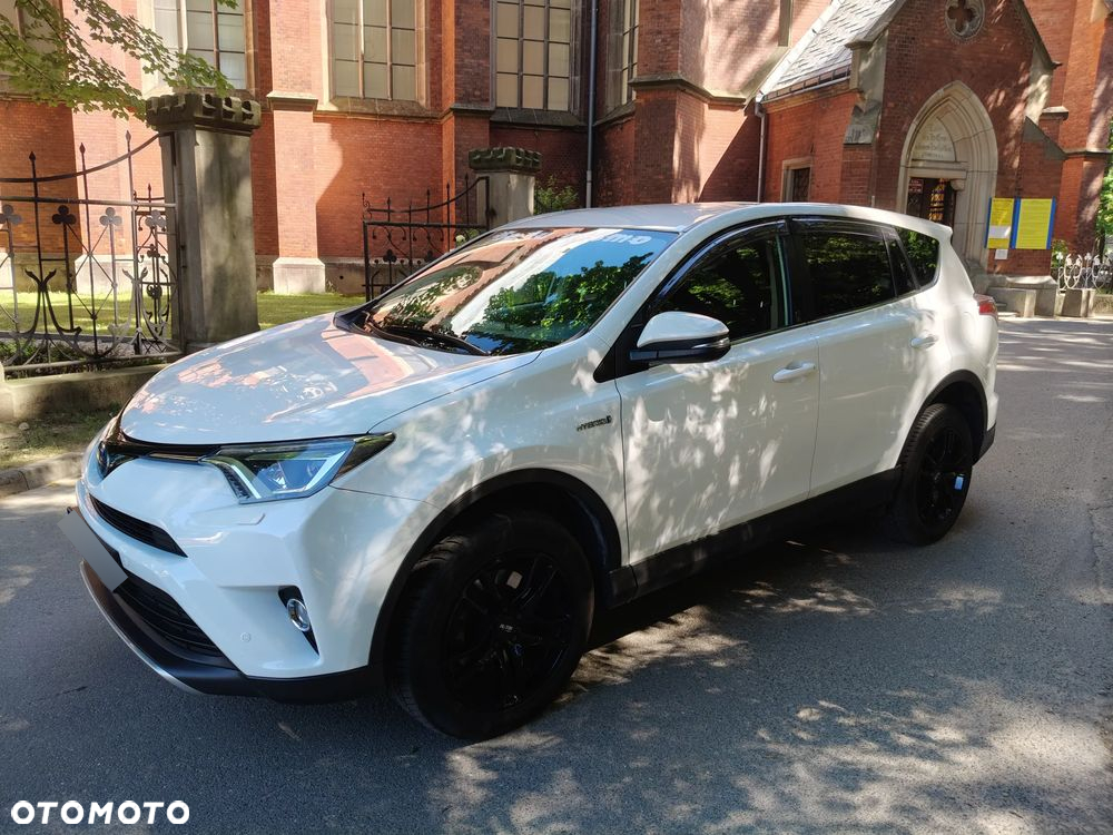 Toyota RAV4 2.5 4x2 Hybrid Team Deutschland - 2