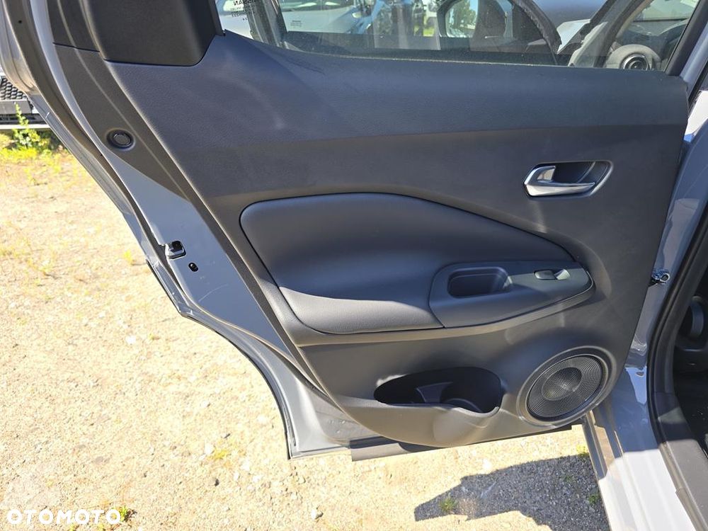 Nissan Juke 1.0 DIG-T Acenta DCT - 8