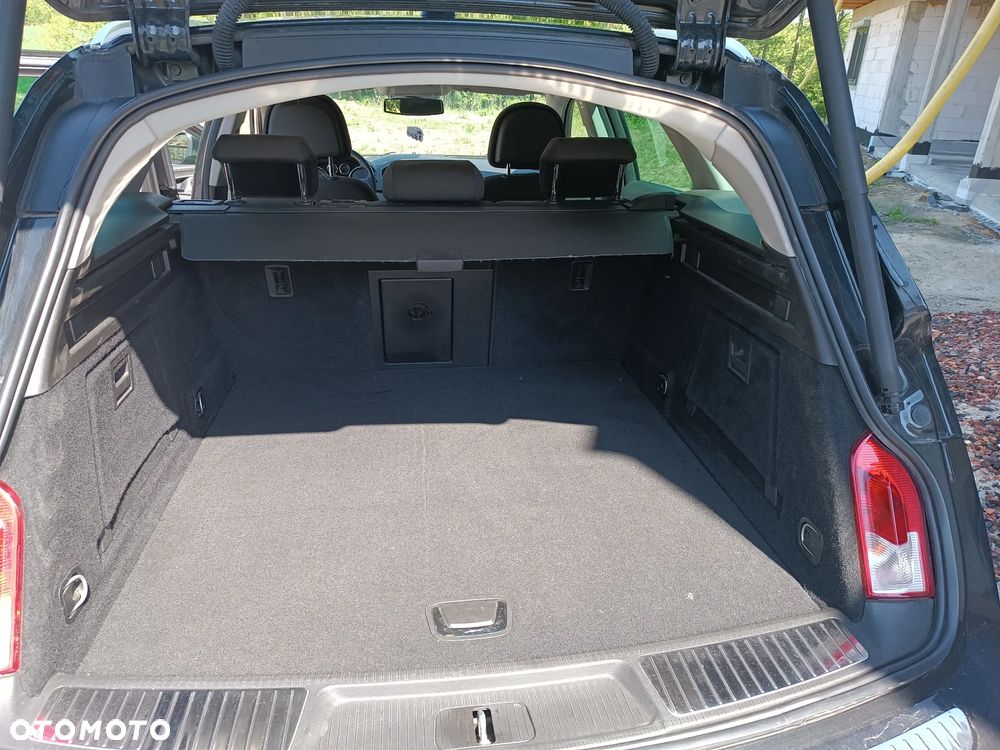 Opel Insignia 1.6 Turbo Sport - 12