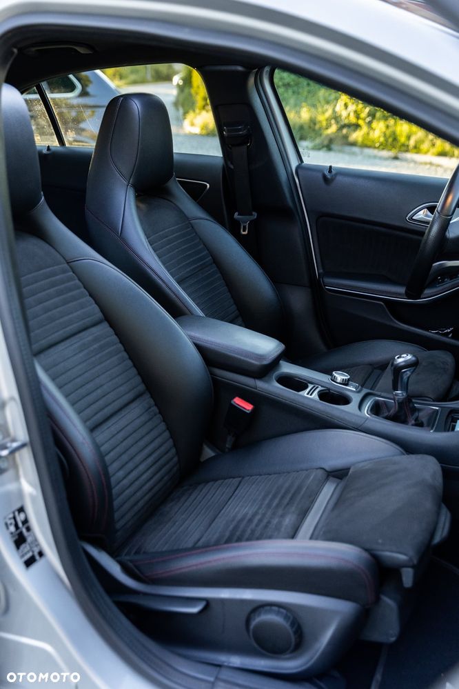 Mercedes-Benz Klasa A 180 d AMG Line - 6