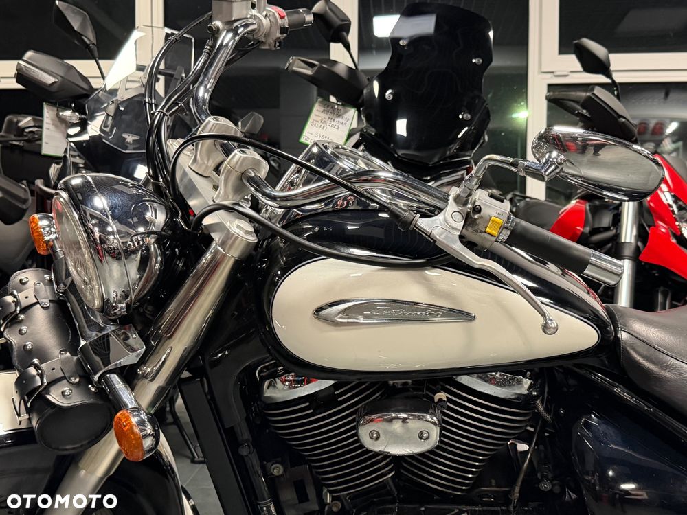 Suzuki VL 800 Volusia - 34