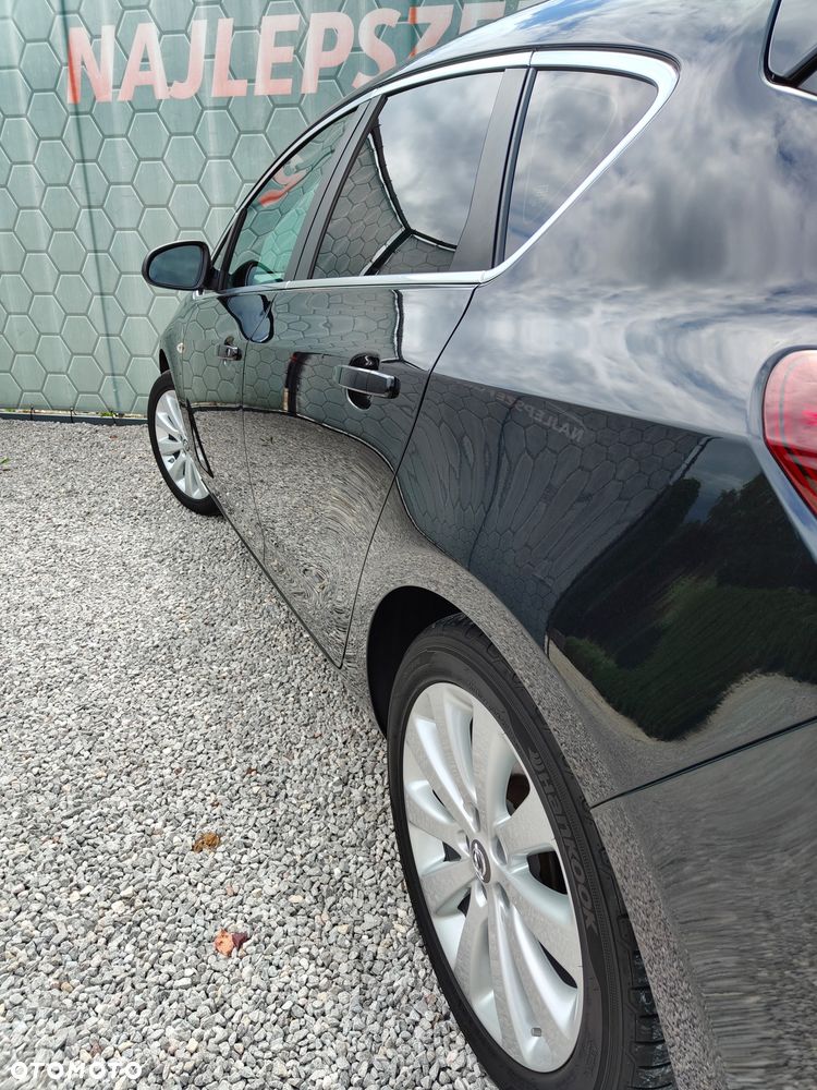Opel Astra 1.4 Turbo Exklusiv - 8