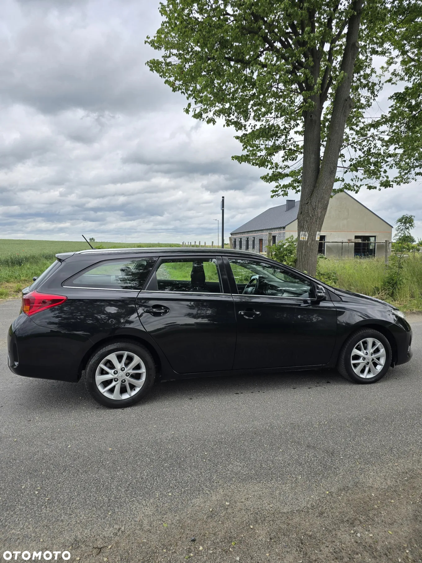 Toyota Auris 1.6 Premium - 6