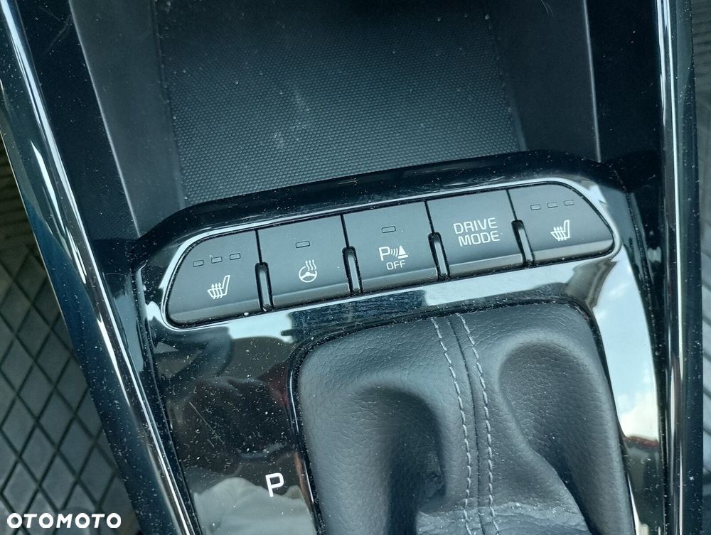 Kia Stonic - 15