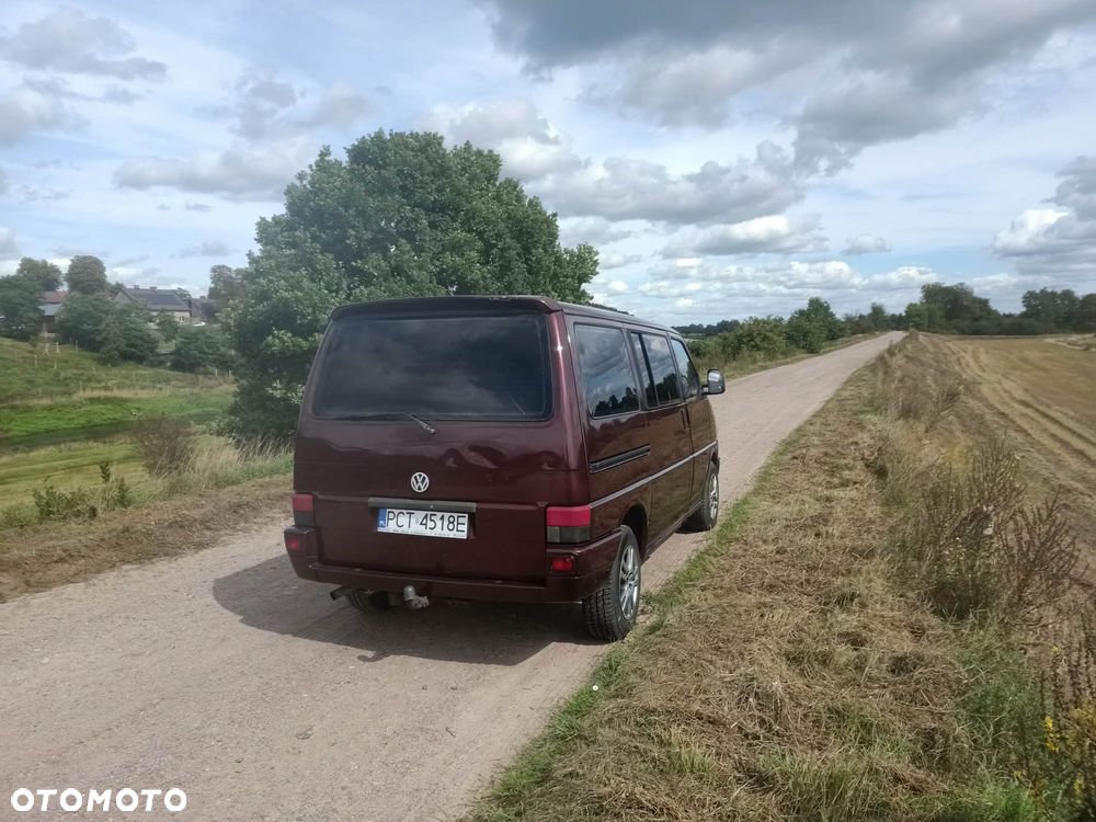 Volkswagen Multivan - 14